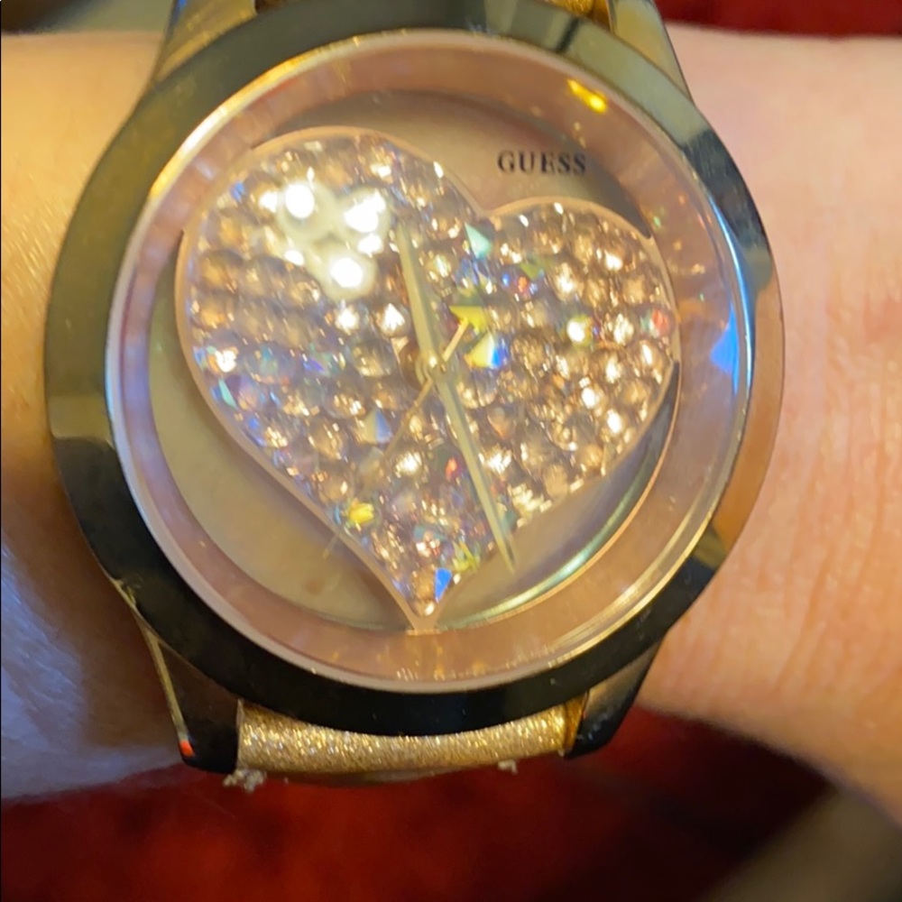 Guess watch rose gold